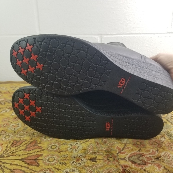 UGG Dupre waterproof black leather wedge chelsea ankle boots - Picture 11 of 14